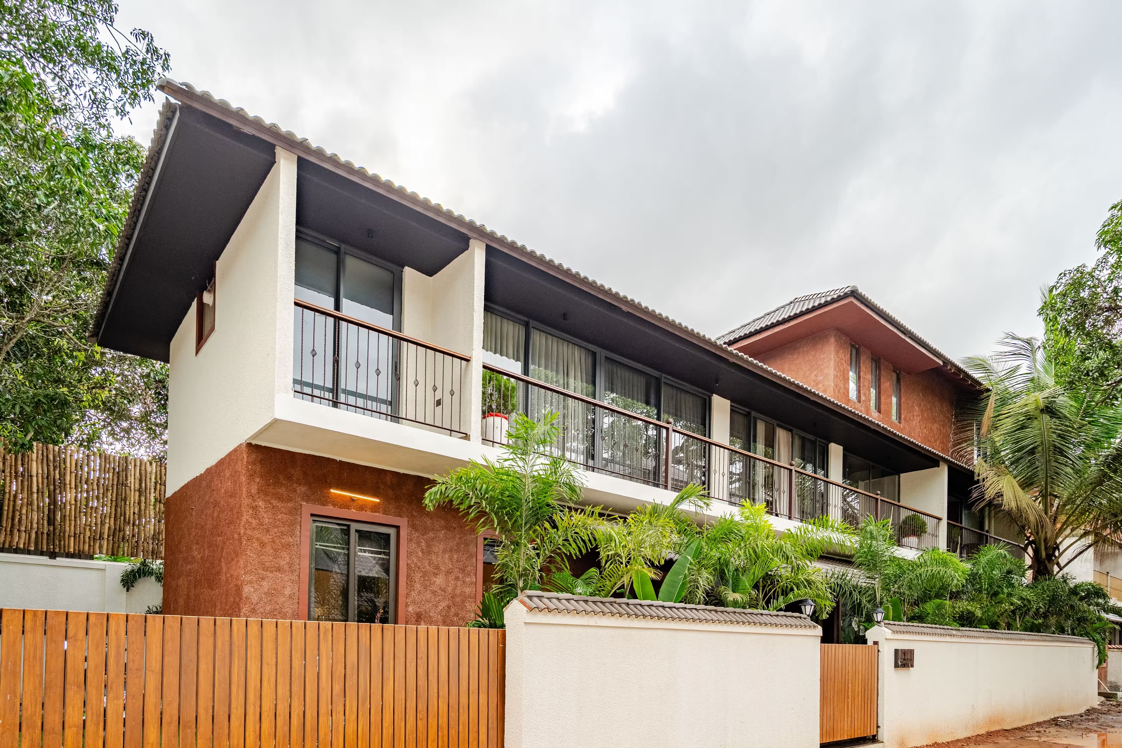Casa De Valor 4 BHK private pool villa in Siolim, North Goa — image 1
