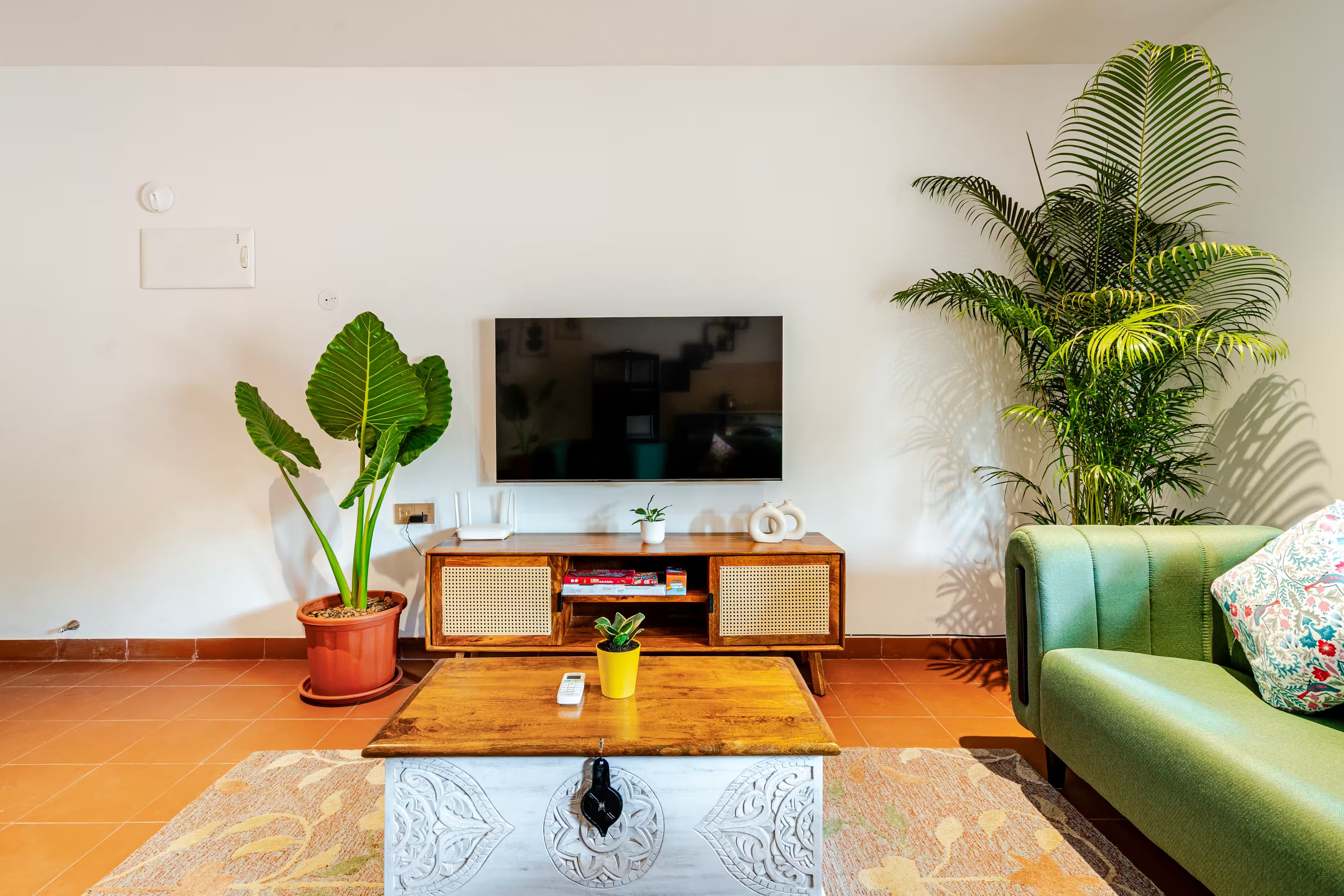 C102 Apartment living room in Nerul